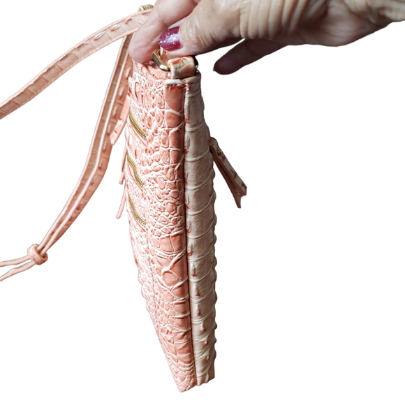 Rose Pink Multi Zipper Beautiful Crossbody bag - Picture 8 of 16